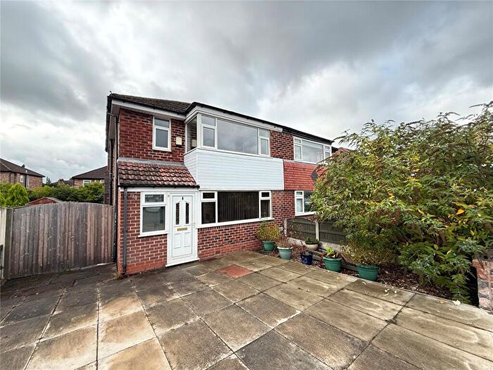 3 Bedroom Semi Detached House For Sale In Queensway, Burnage, M19