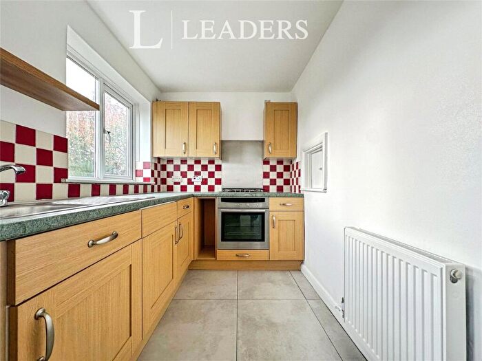 2 Bedroom Flat To Rent In Battery Close, Gosport, Hampshire, PO12