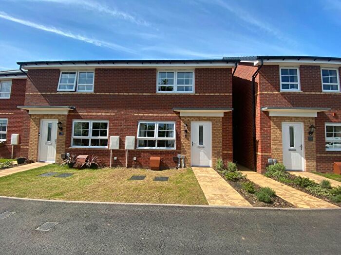 2 Bedroom House To Rent In Axminster Drive, Stourport-On-Severn, DY13