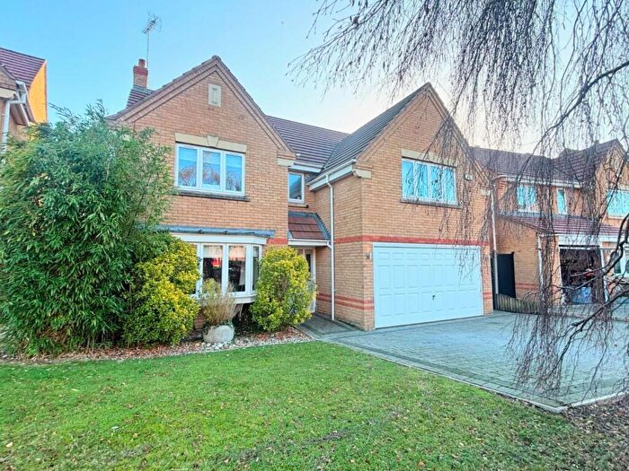 4 Bedroom Detached House For Sale In Spartan Close, Wootton Fields, Northampton, NN4