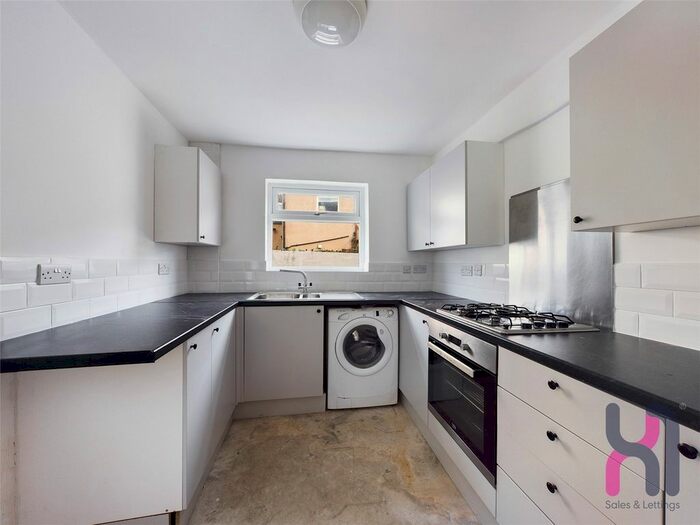 Detached House To Rent In Olney Street, Walton, Liverpool, L4