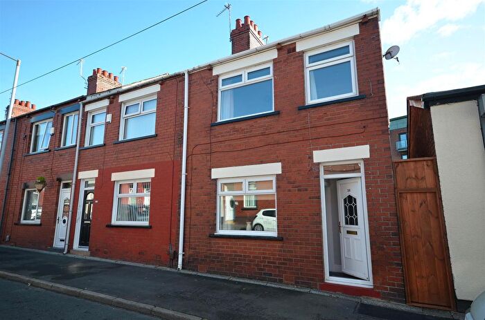 3 Bedroom Terraced House To Rent In Shaw Street, St. Helens, WA10