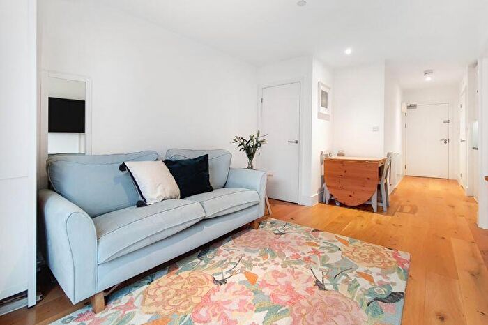 1 Bedroom Flat For Sale In Scarbrook Road, Croydon, CR0