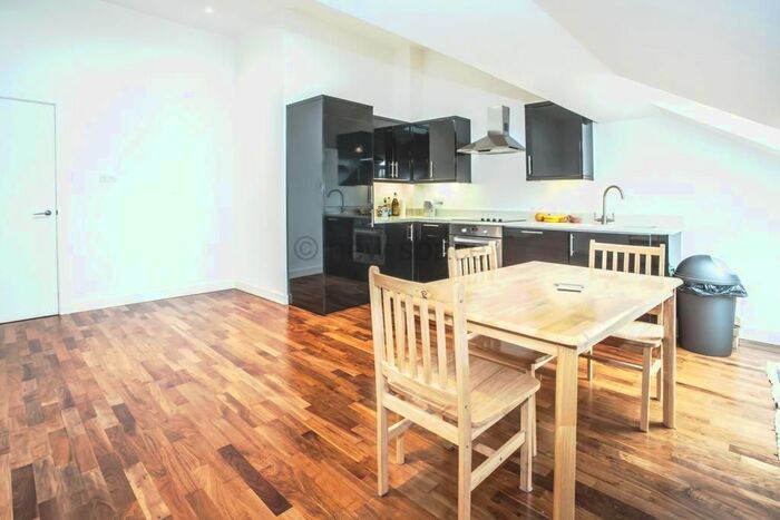 1 Bedroom Flat To Rent In Fourscore Mansions, Albion Drive, London Fields E8