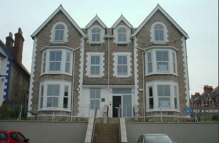 1 Bedroom Flat To Rent In The Grosvenor, Colwyn Bay, LL29