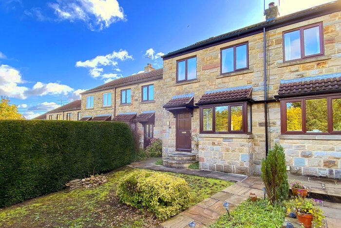 3 Bedroom Semi-Detached House To Rent In High Garth, Markington, HG3