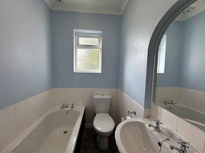 2 Bedroom Terraced House For Sale In Ashton Road, Hyde, SK14