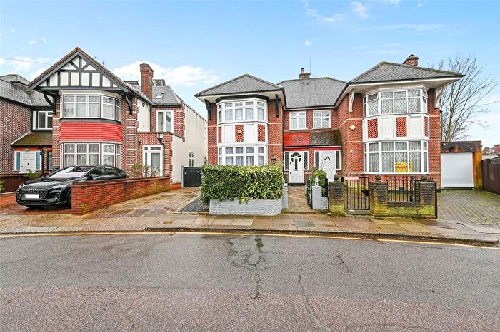 4 Bedroom Semi Detached House For Sale In Phillimore Gardens, London, NW10
