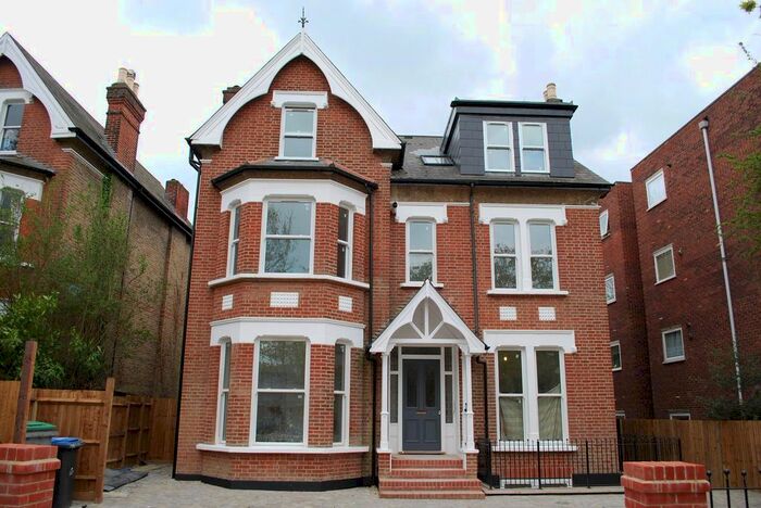 1 Bedroom Flat To Rent In Oakwood Avenue, Beckenham, BR3