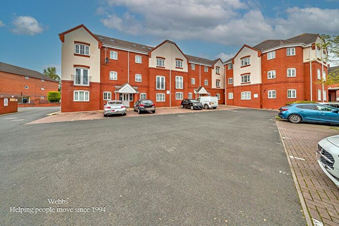 1 Bedroom Flat For Sale In Penkridge Court, New Penkridge Road, Cannock, WS11
