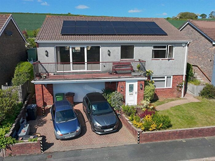 4 Bedroom Detached House For Sale In Plymtree Drive, Plympton, Plymouth, PL7