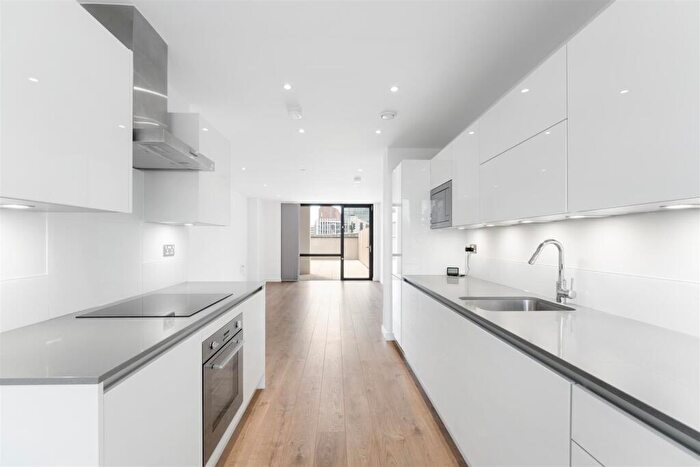 3 Bedroom Apartment To Rent In Giles House, Forrester Way, Stratford, E15