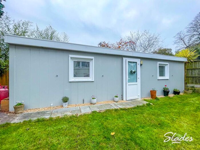 1 Bedroom Bungalow To Rent In Castlemain Avenue, Southbourne, Bournemouth, BH6