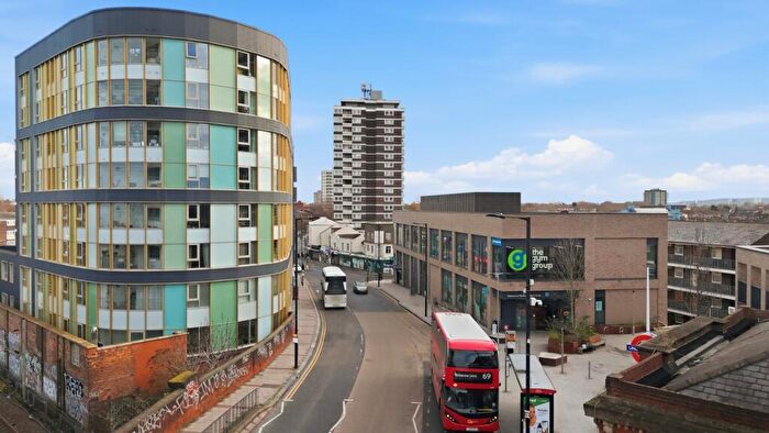 2 Bedroom Flat For Sale In New Willow House, Plaistow Road, London, E13
