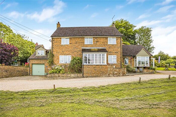 4 Bedroom Detached House For Sale In Chapel Hill, Swerford, Chipping Norton, Oxfordshire, OX7