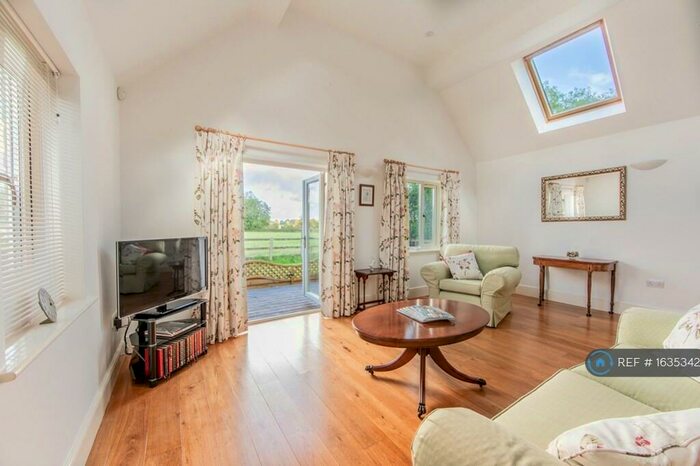 1 Bedroom Maisonette To Rent In Annexe, Corsham, SN13