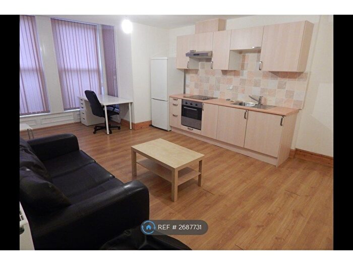1 Bedroom Flat To Rent In Hyde Terrace, Leeds, LS2