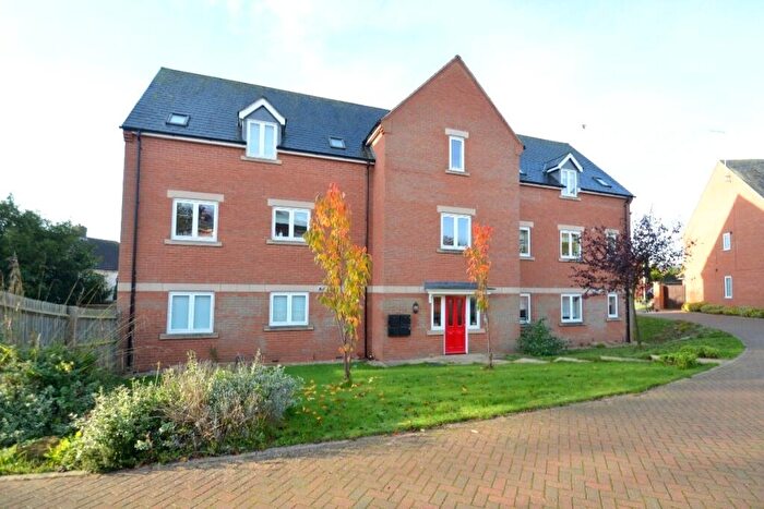 2 Bedroom Flat To Rent In Red Hall Gardens, Rothwell, Kettering, NN14