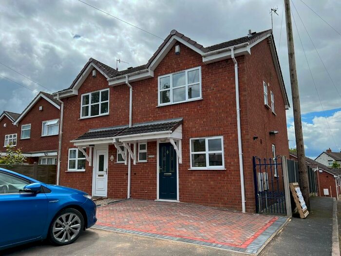 2 Bedroom Semi-Detached House To Rent In Thorns Avenue, Brierley Hill, West Midlands, DY5