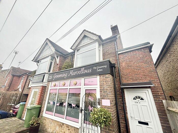 2 Bedroom Maisonette To Rent In Crawley Road, Horsham, RH12