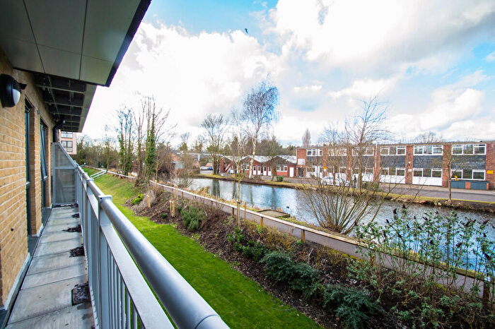 2 Bedroom Apartment To Rent In Smeaton Court, Hertford, SG13
