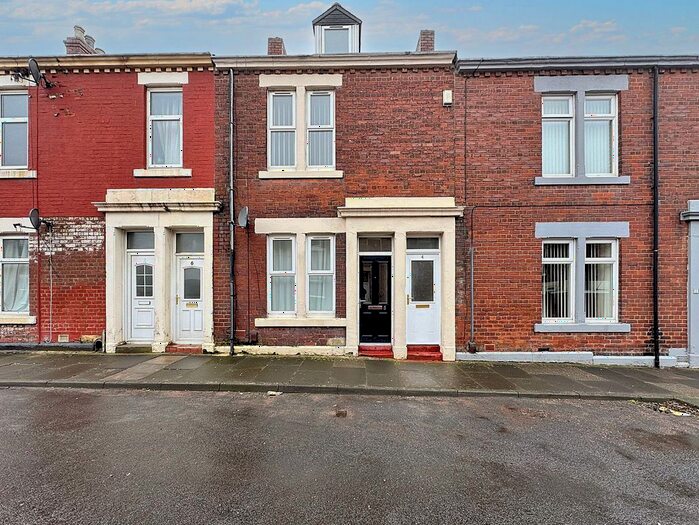 2 Bedroom Maisonette To Rent In Gladstone Street, Wallsend, NE28