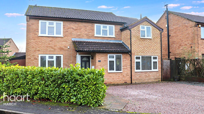 3 Bedroom Detached House For Sale In Heron Walk, March, PE15