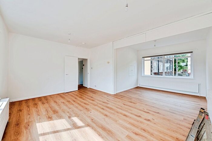 4 Bedroom Detached House To Rent In Carmel College, Wallingford, OX10