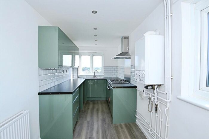 1 Bedroom Flat For Sale In Appleyard, Peterborough, PE2