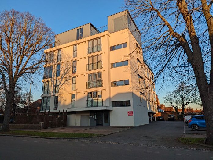 2 Bedroom Flat To Rent In Old Portman House, Bedford, MK40