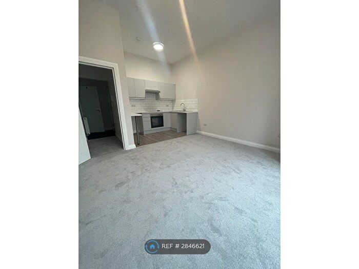 Studio To Rent In Southbourne Road, Bournemouth, BH6