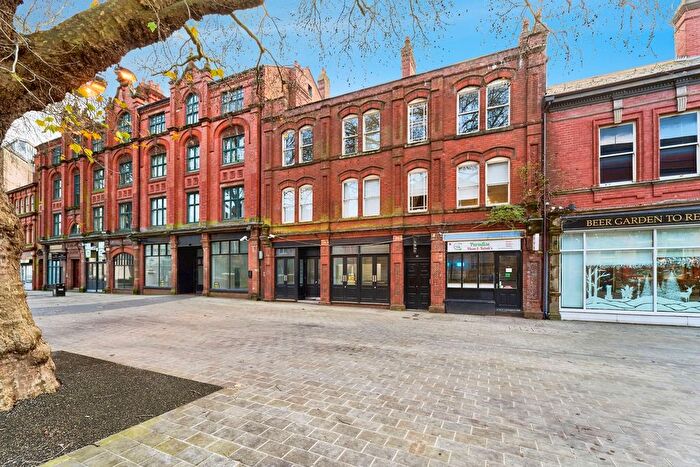 2 Bedroom Flat For Sale In Leicester Street, Walsall, West Midlands, WS1