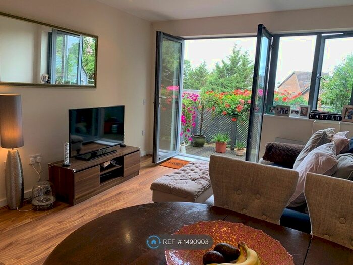 1 Bedroom Flat To Rent In Lapis Close, London, NW10