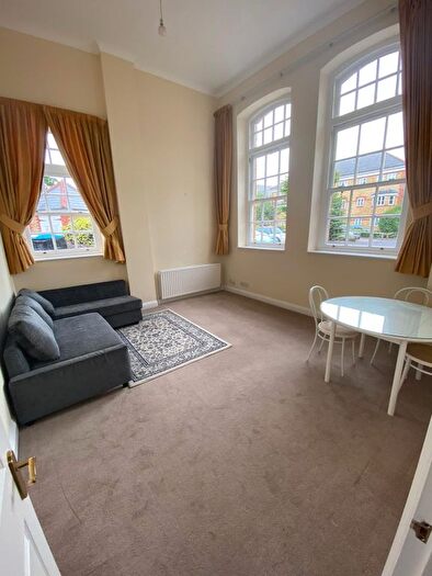 1 Bedroom Flat To Rent In Bedroom Flat – Penrose House, London, N21