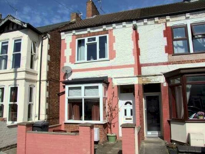 3 Bedroom Semi-Detached House To Rent In Queens Walk, Peterborough, Cambridgeshire, PE2