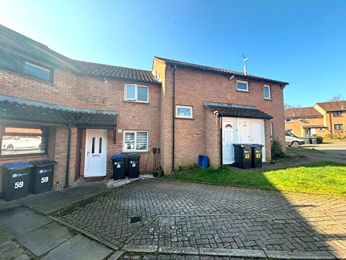 2 Bedroom Terraced House For Sale In Flintcomb Rise, Woodfields, Northampton, NN3