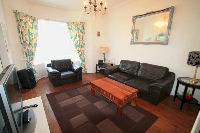 1 Bedroom Flat To Rent In Marsh Road, Luton, LU3