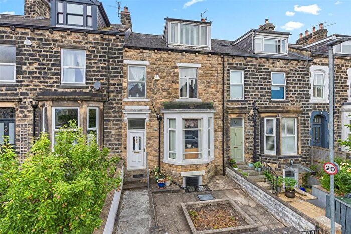 4 Bedroom Terraced House For Sale In Tivoli Place, Ilkley, LS29