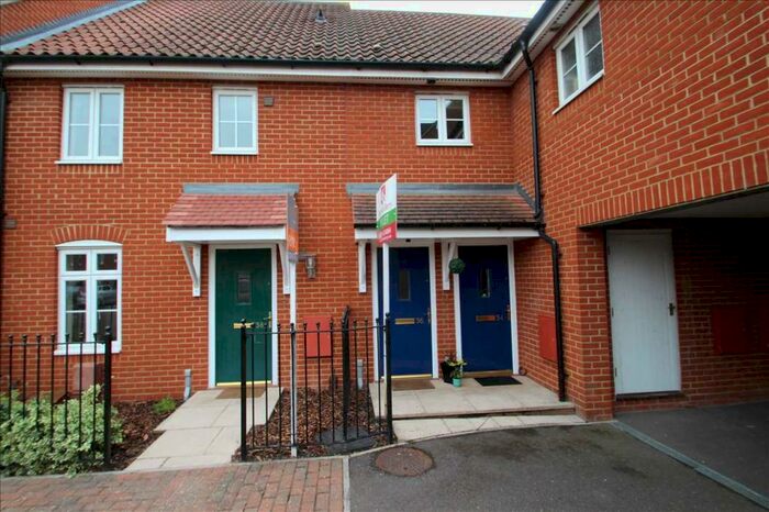 2 Bedroom Maisonette To Rent In Turing Court, Ipswich, IP5