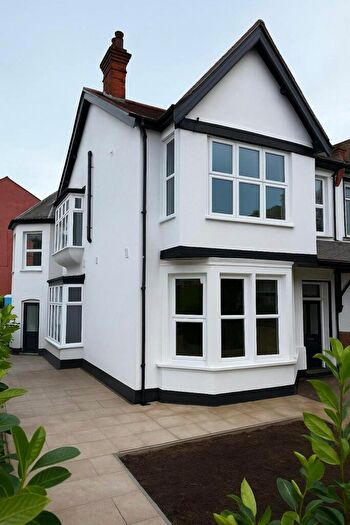 House To Rent In Manor Road, Westcliff-on-Sea, SS0