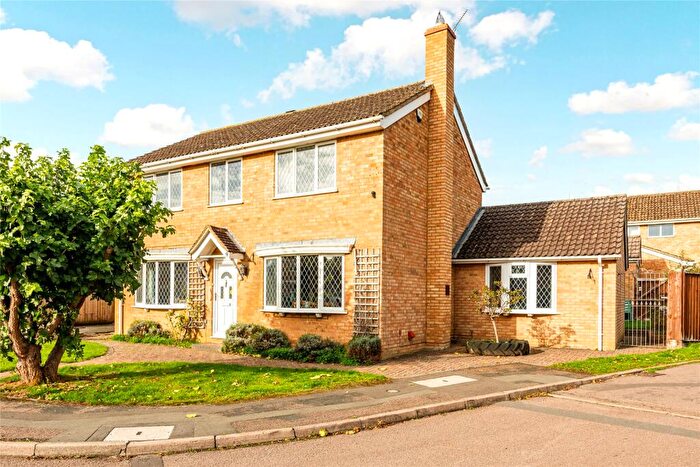 4 Bedroom Detached House For Sale In Wordsworth Close, Towcester, Northamptonshire, NN12