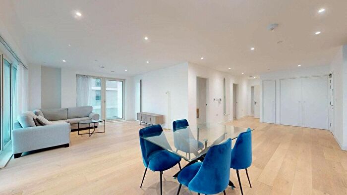3 Bedroom Flat To Rent In Royal Wharf, Regalia Close, Silvertown, London, E16
