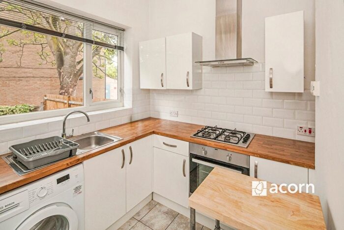 1 Bedroom Flat To Rent In Wordsworth Road, London, SE20