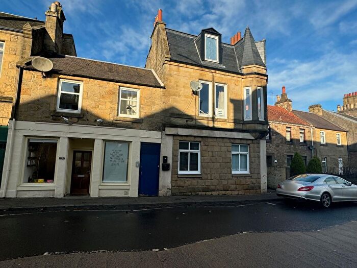 2 Bedroom Flat To Rent In Main Street, West Calder, EH55