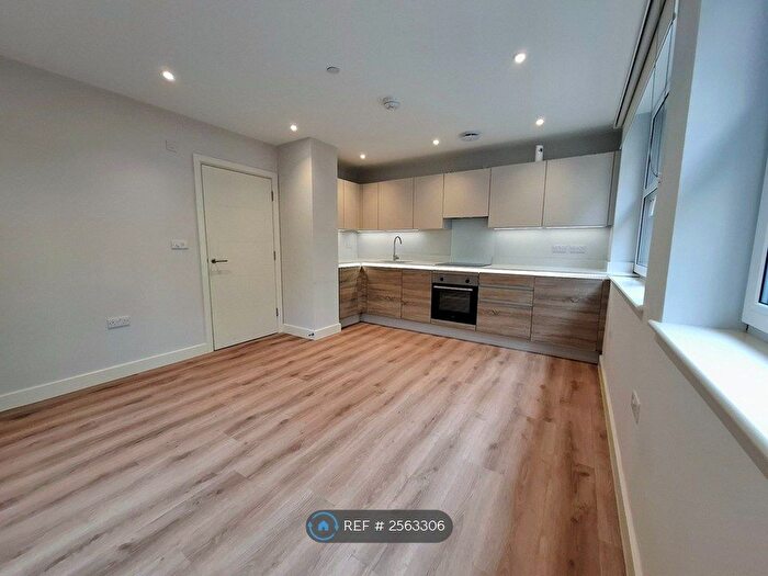 1 Bedroom Flat To Rent In Richmond Hill, Bournemouth, BH2