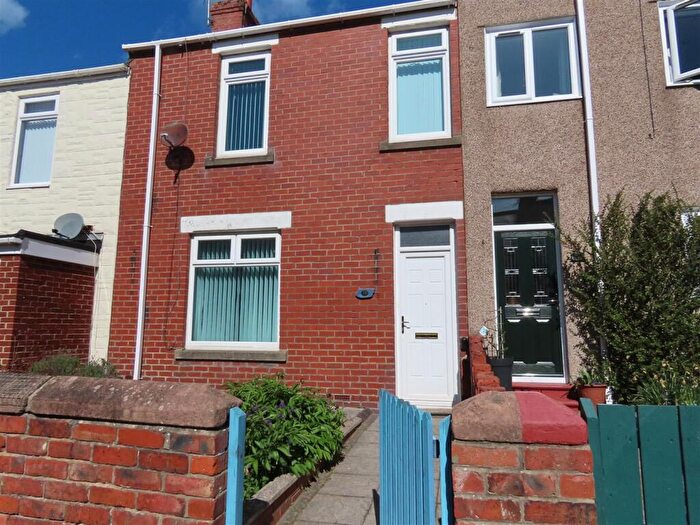 3 Bedroom Terraced House For Sale In Matfen Terrace, Newbiggin-By-The-Sea, NE64