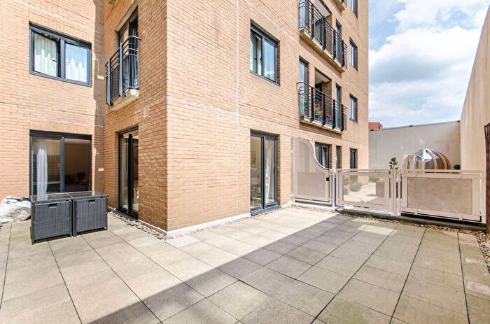 1 Bedroom Flat To Rent In Cromwell Road, South Kensington, London, SW7