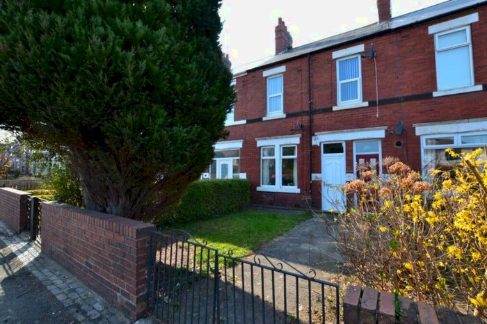 1 Bedroom Flat To Rent In East View, Wideopen, Newcastle Upon Tyne, NE13