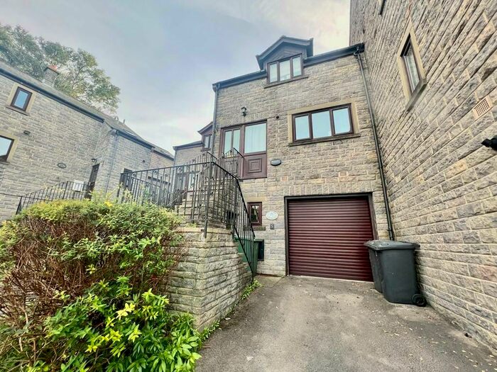 3 Bedroom House To Rent In The Old Orchard, Pool In Wharfedale, Otley, West Yorkshire, Uk, LS21