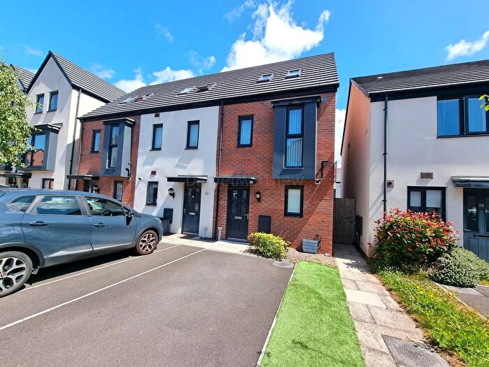 3 Bedroom Terraced House For Sale In Heol Tapscott, Barry, CF62